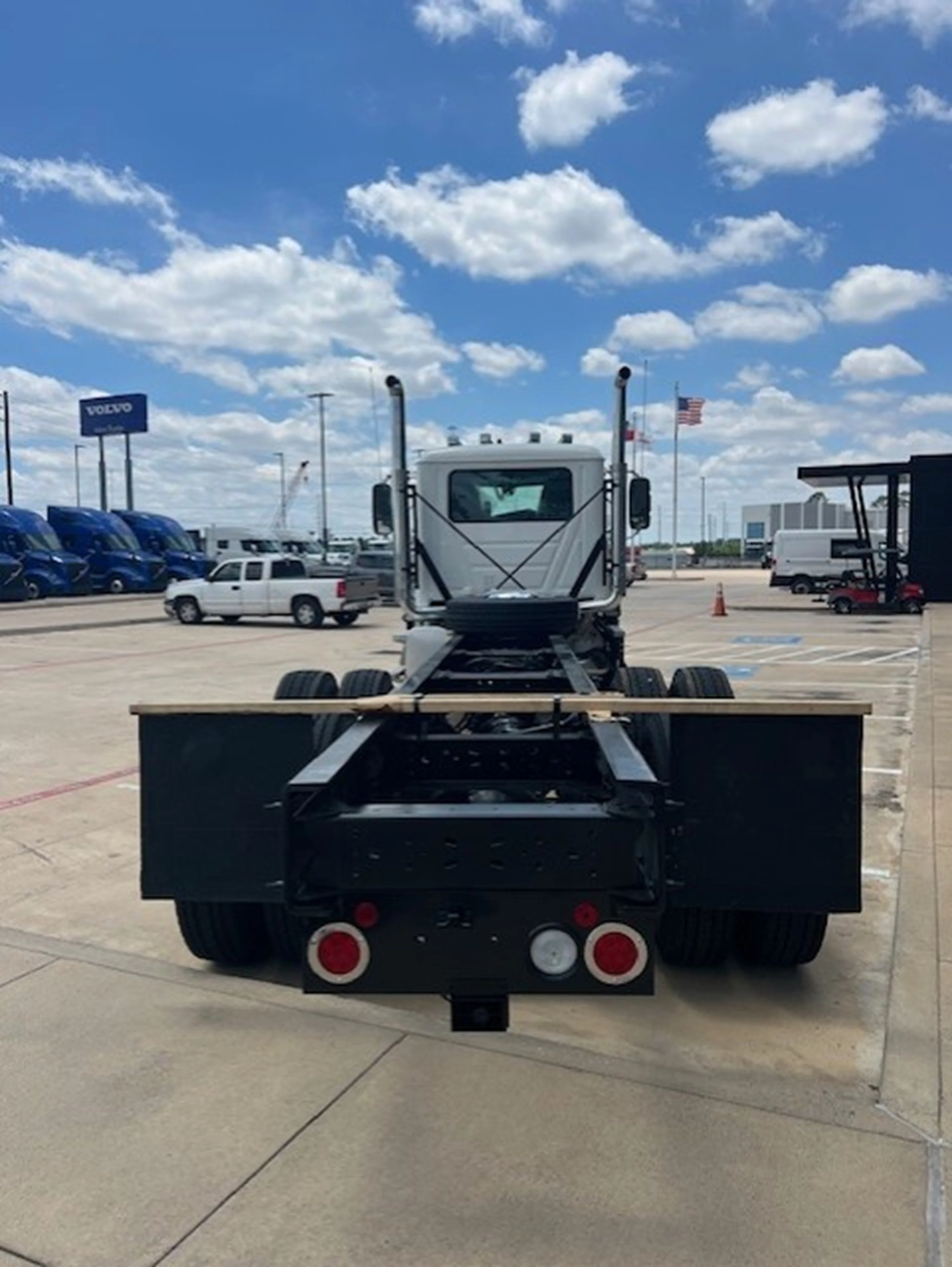 2027 Mack Granite in Houston, TX — photo 6