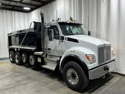 2027 Kenworth T880