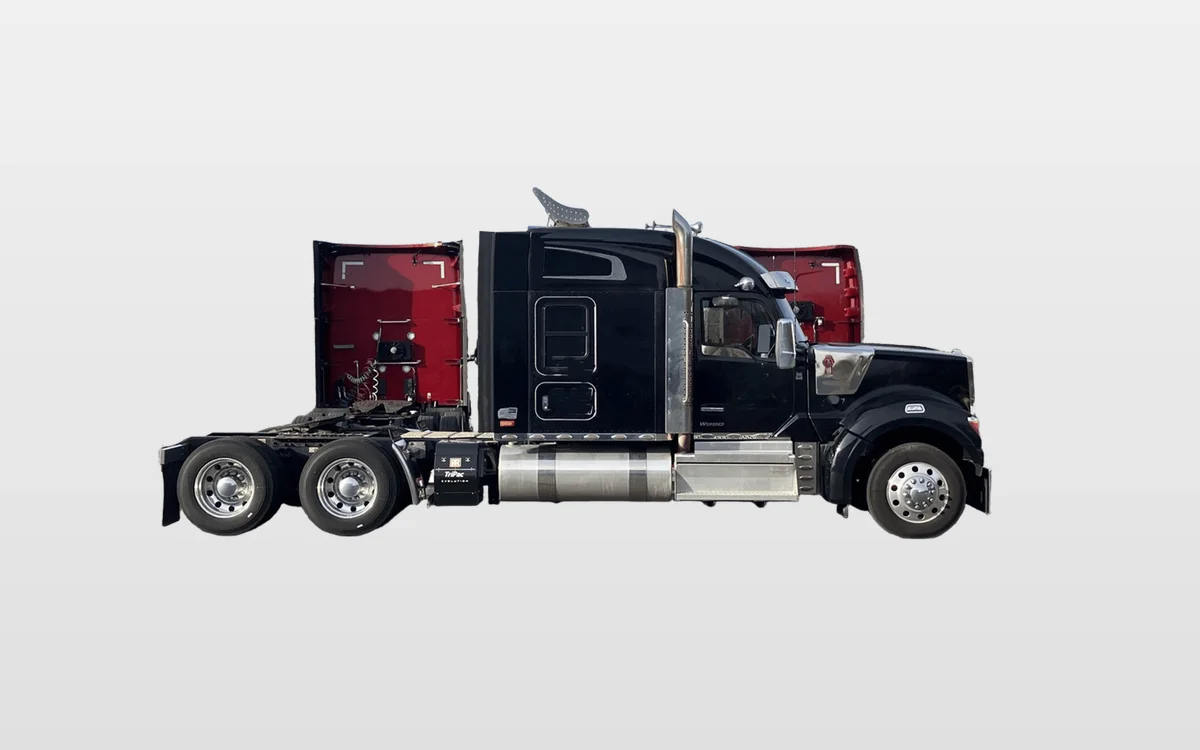 2023 Kenworth W990 - image 1