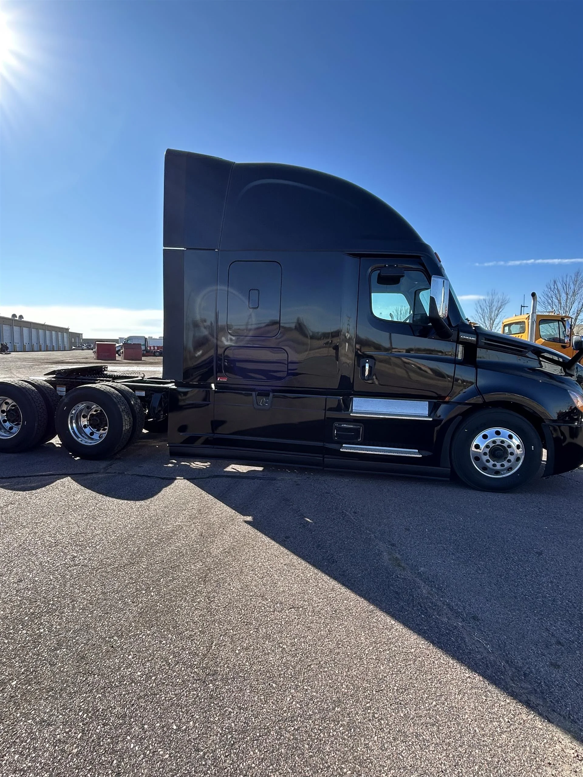 2026 Freightliner Cascadia in Sioux Falls, SD — photo 3