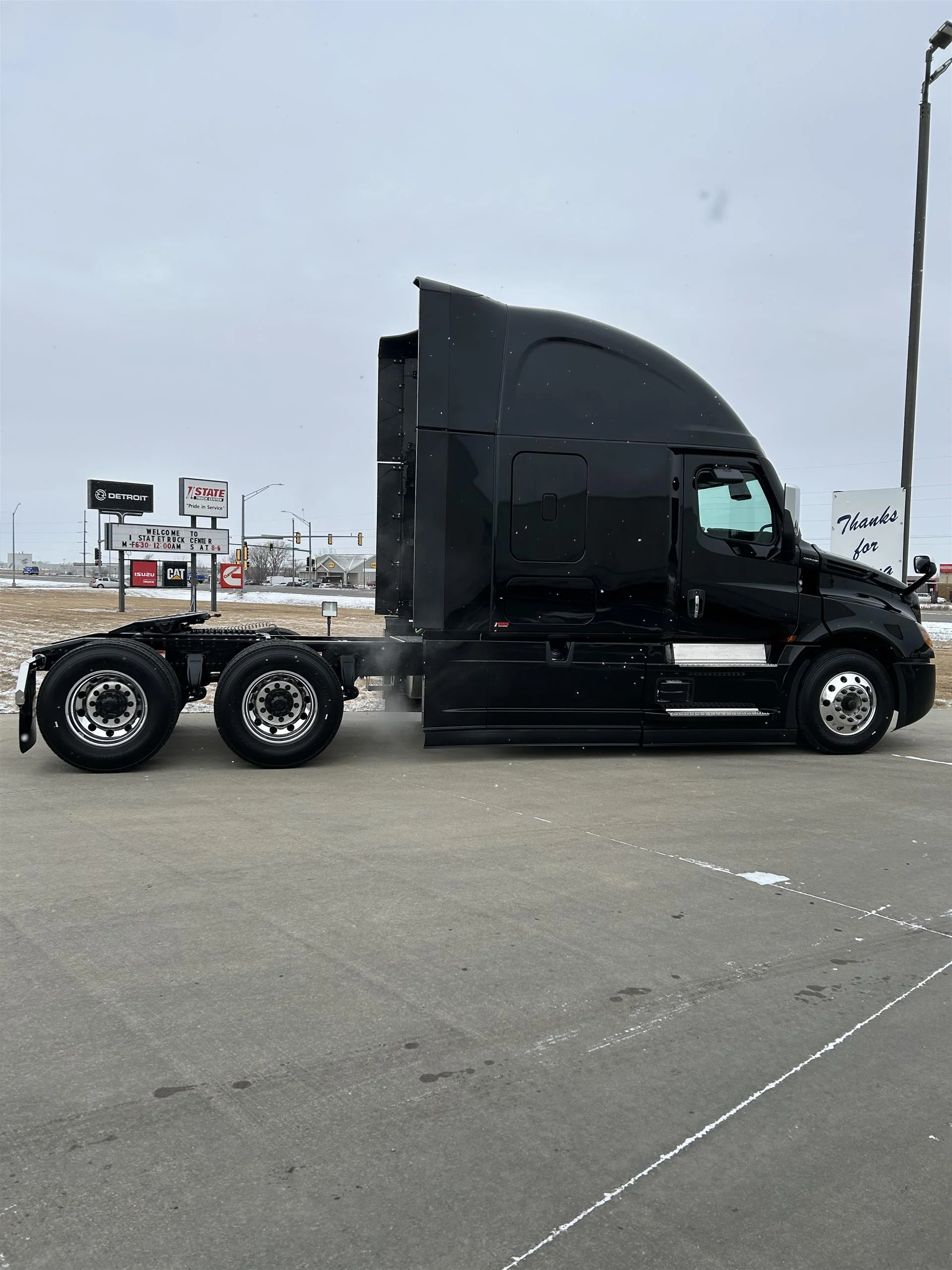 2026 Freightliner Cascadia in Sioux Falls, SD — photo 2