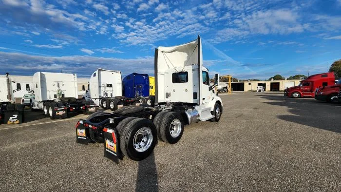 2020 Peterbilt 579 in Jacksonville, FL — photo 6
