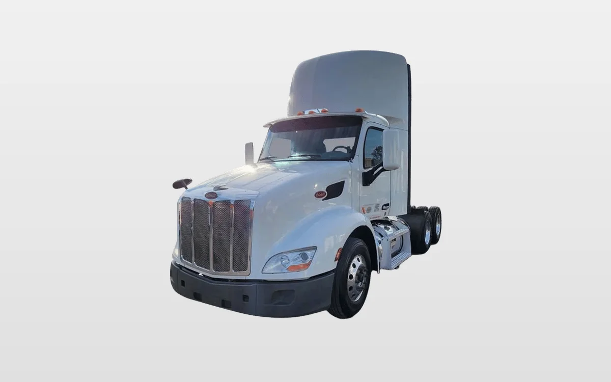 2020 Peterbilt 579 - image 1