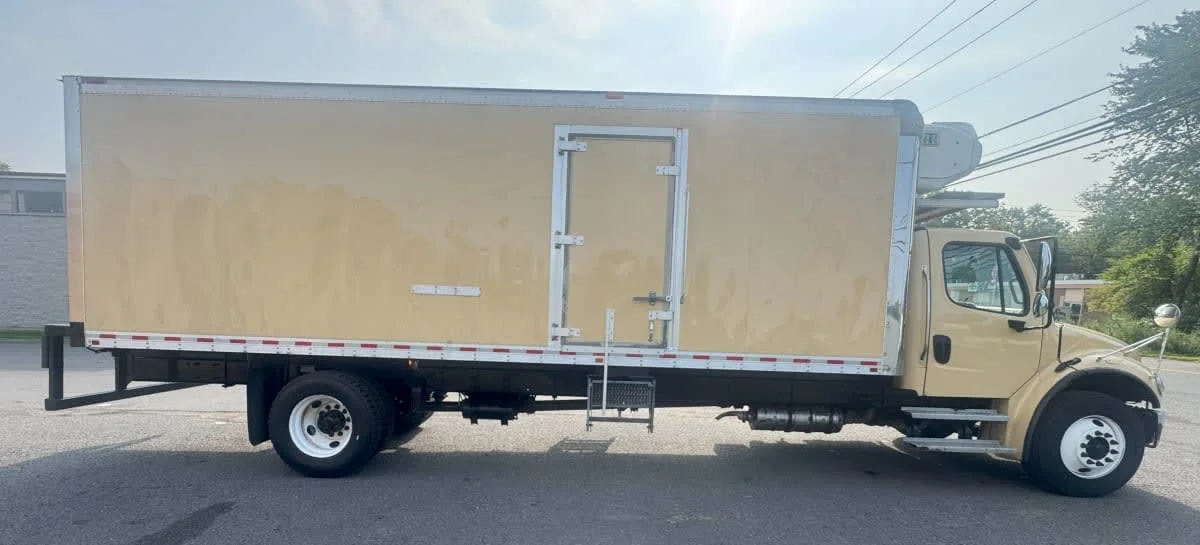 2019 Freightliner M2 106 in Newark, NJ — photo 14