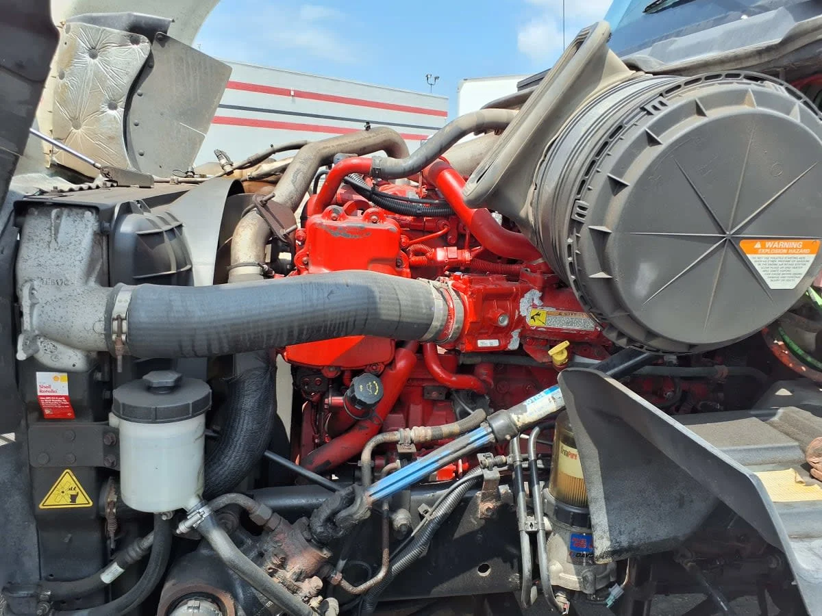 2016 International ProStar in Taylor, MI — photo 13