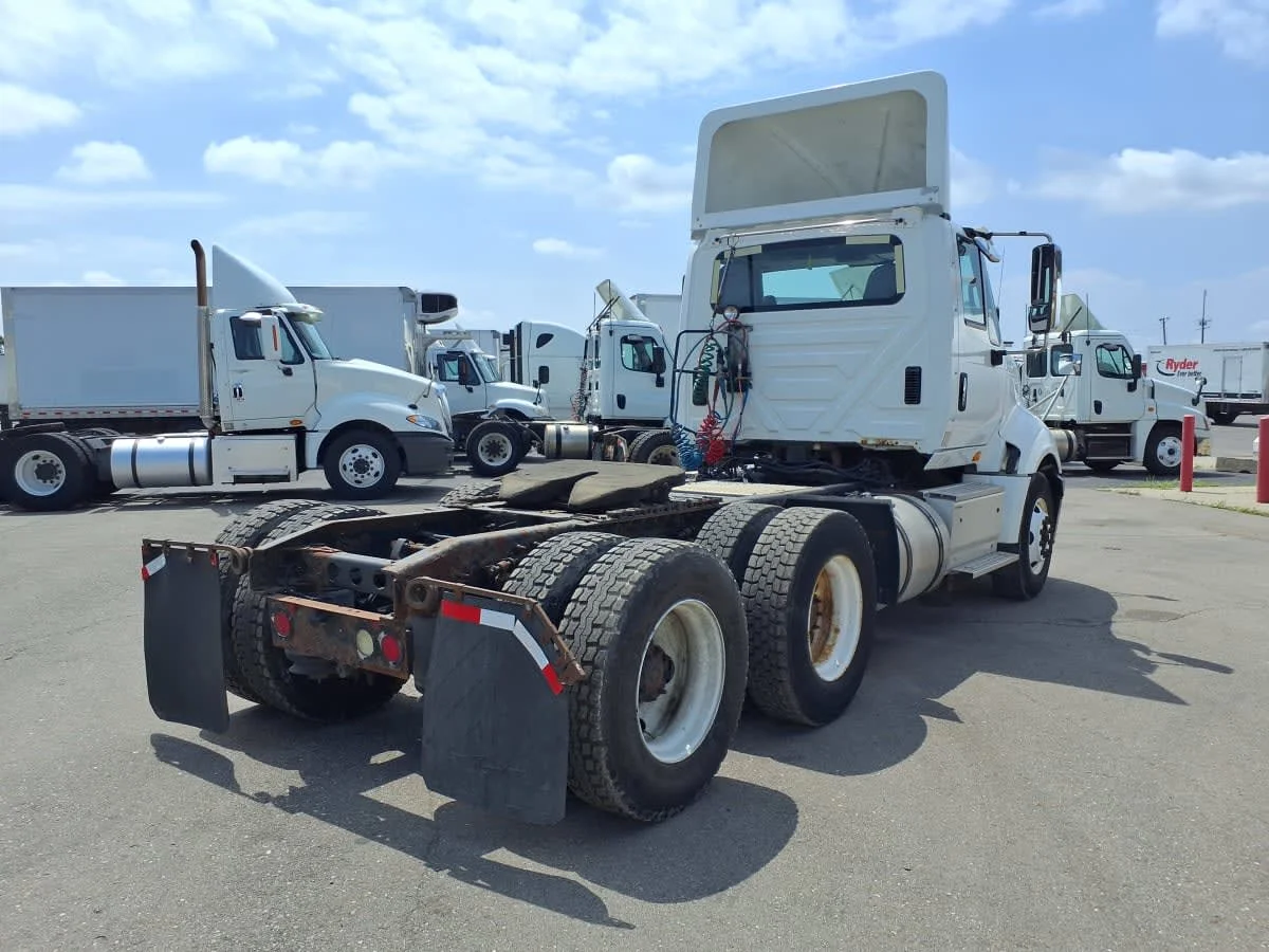 2016 International ProStar in Taylor, MI — photo 4