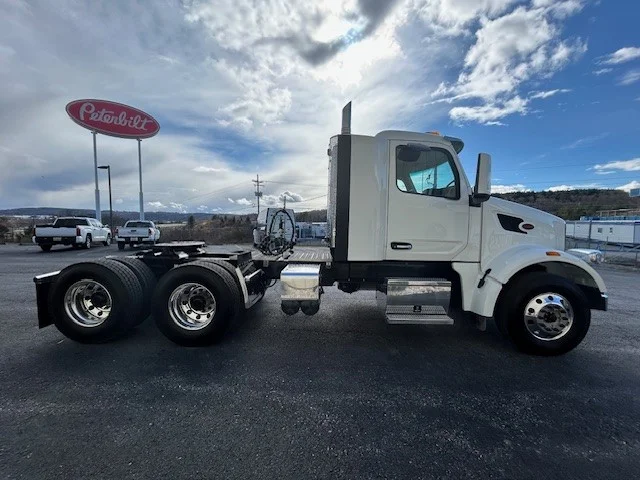 2025 Peterbilt 567 - image 6
