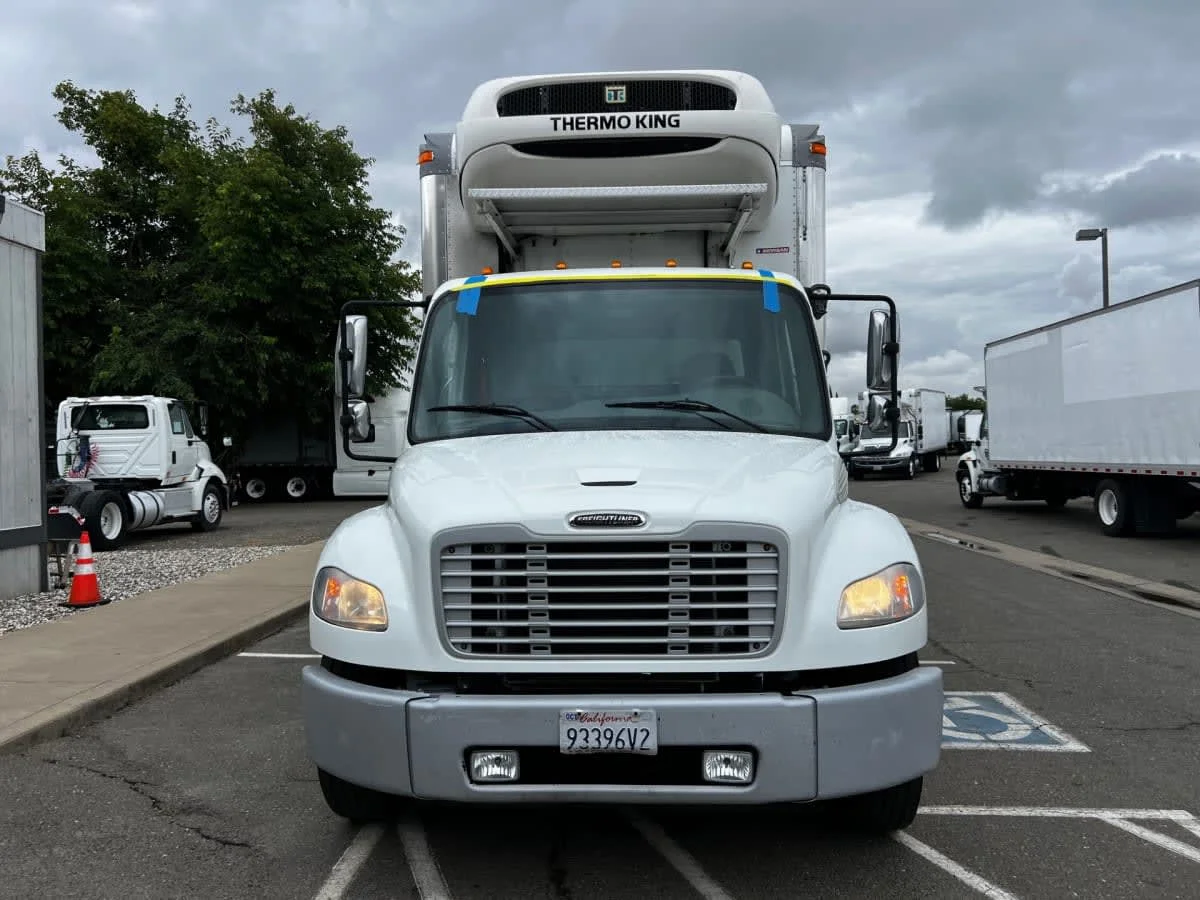 2020 Freightliner M2 106 in West Sacramento, CA — photo 7