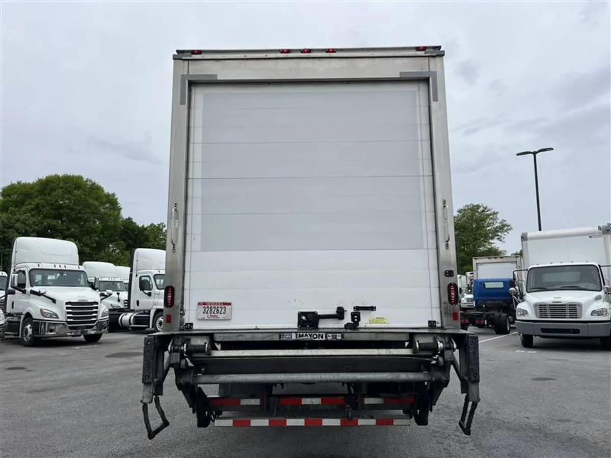2019 Freightliner M2 106 in Beltsville, MD — photo 5