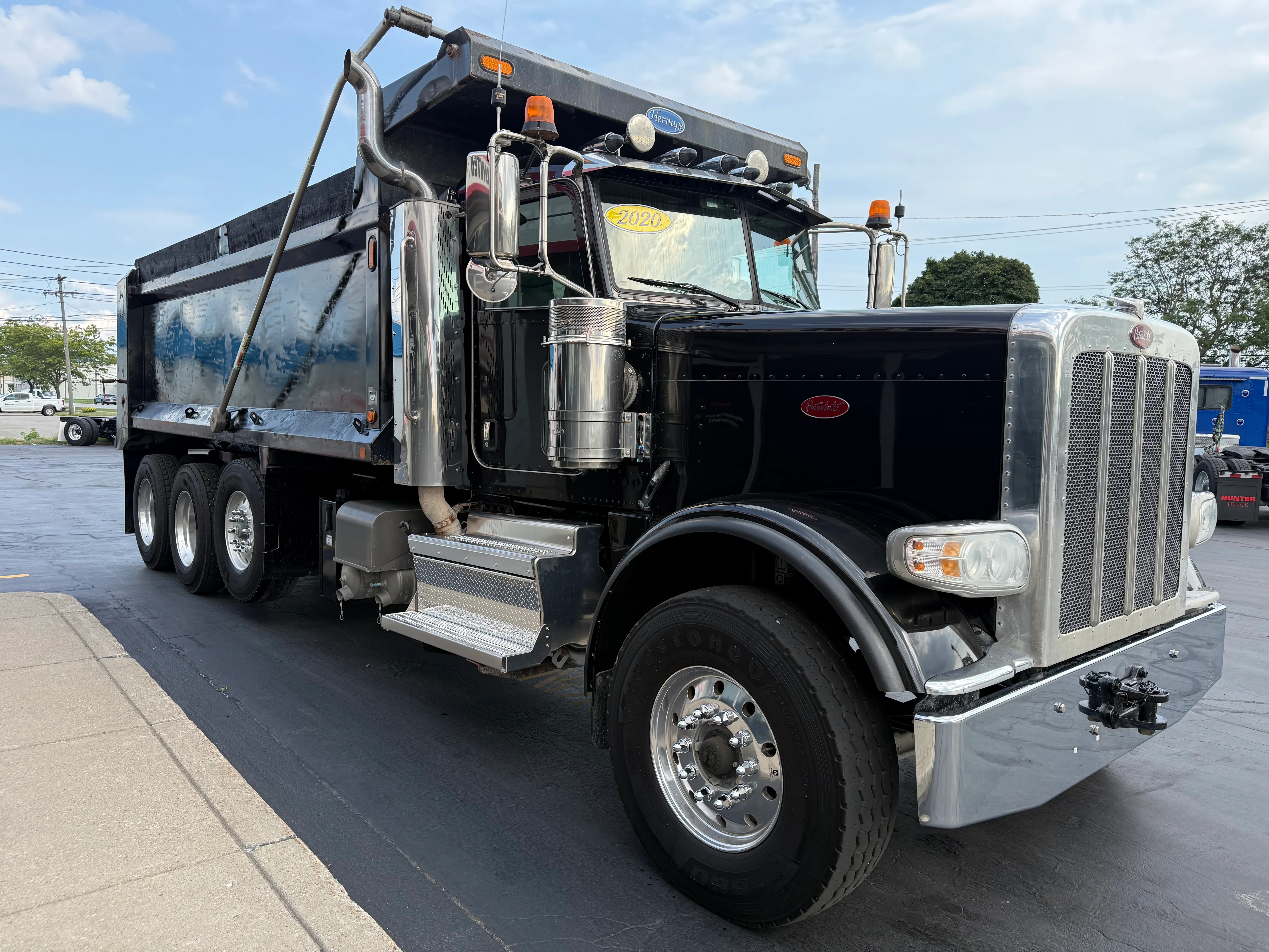 2020 Peterbilt 389 in Buffalo, NY — photo 3