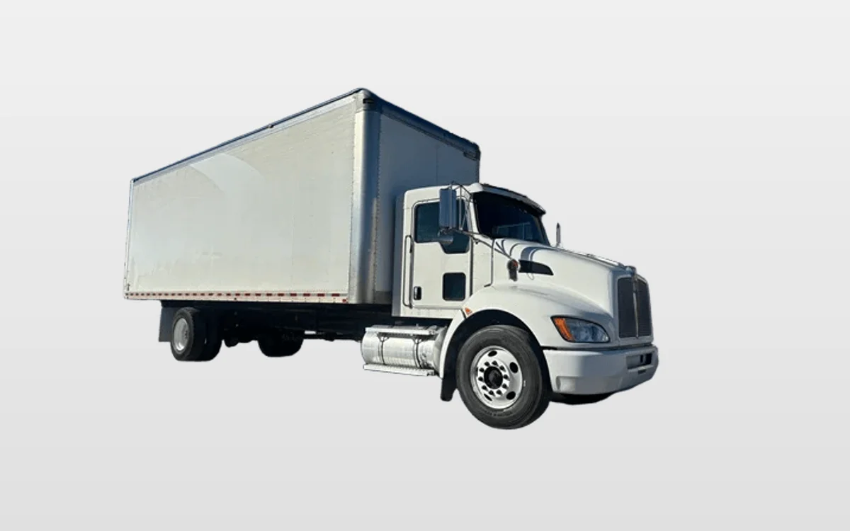 2022 Kenworth T270 - image 1