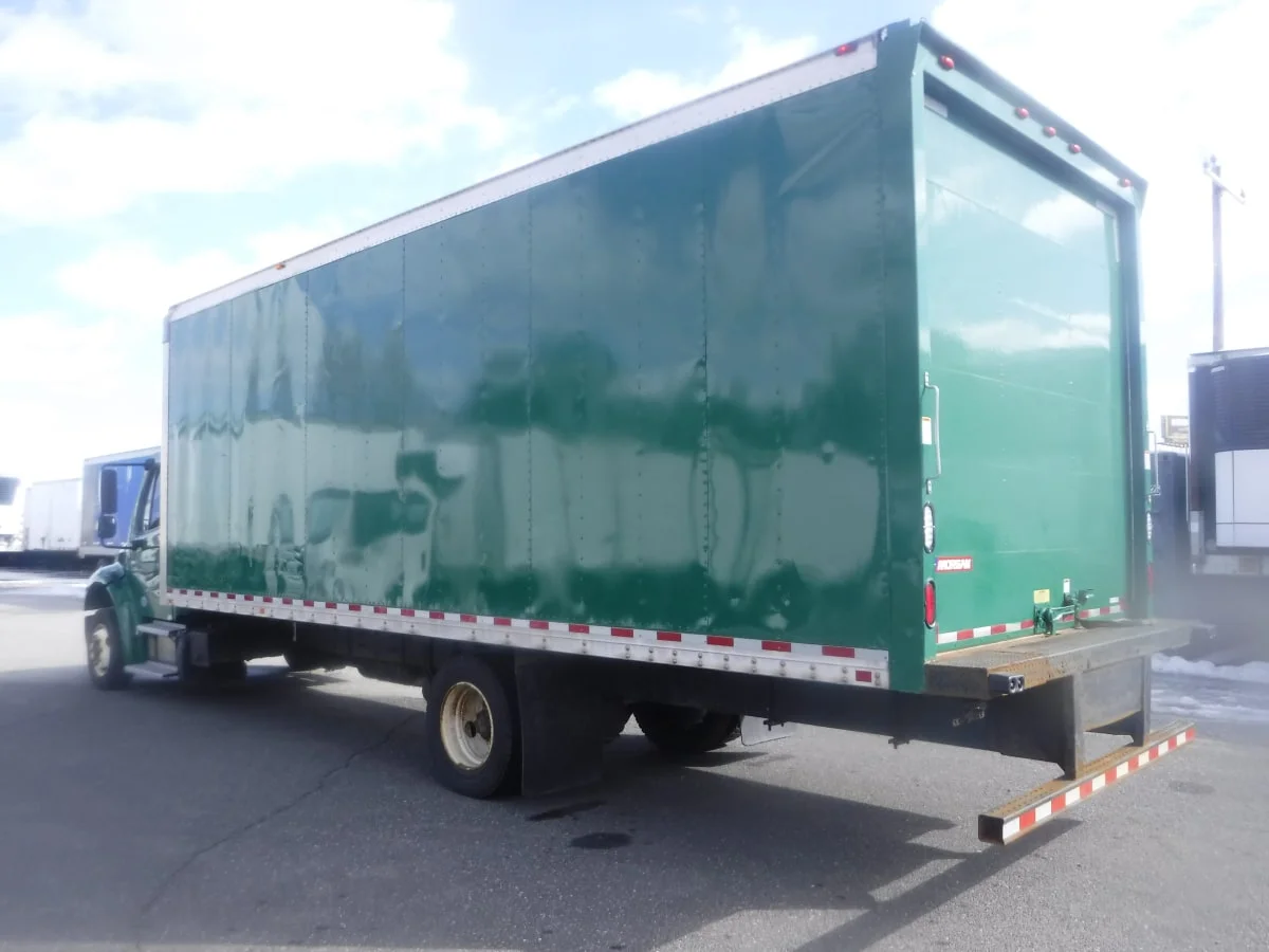 2016 Freightliner M2 106 - image 6