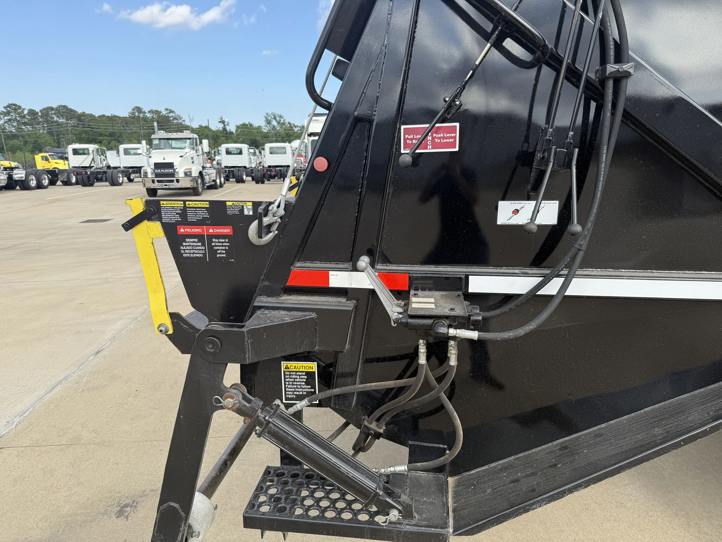 2025 Mack MD - image 11