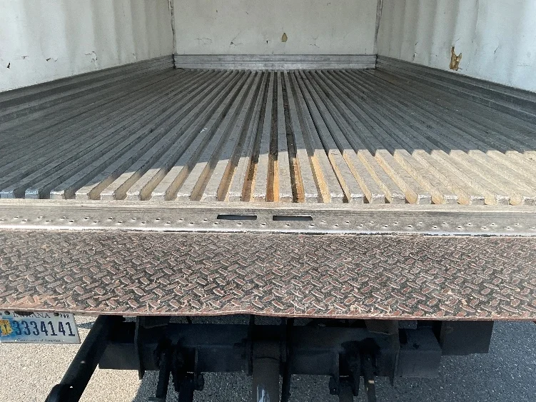 2020 Isuzu NQR in Seattle, WA — photo 10
