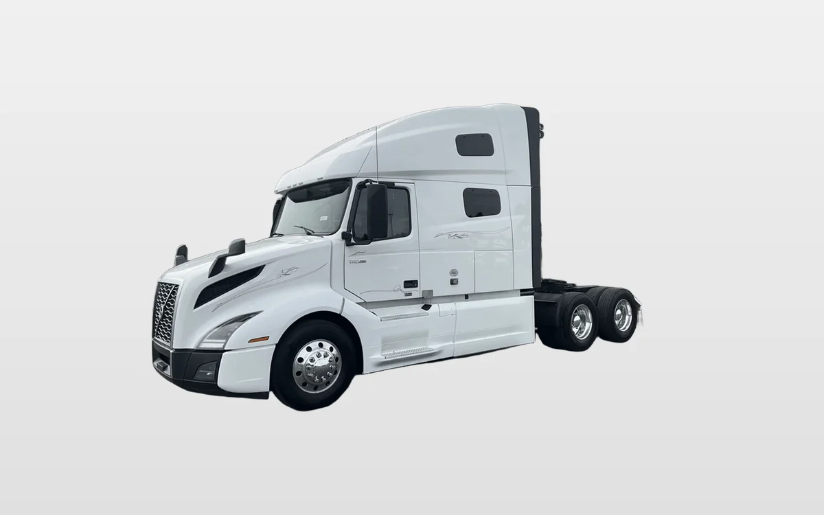 2023 Volvo - image 1