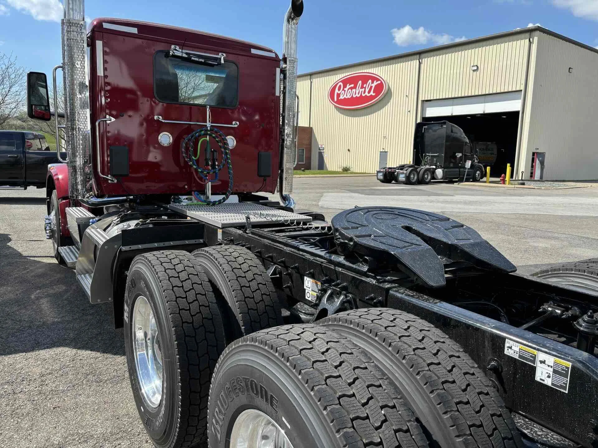 2027 Peterbilt 567 in Zanesville, OH — photo 4
