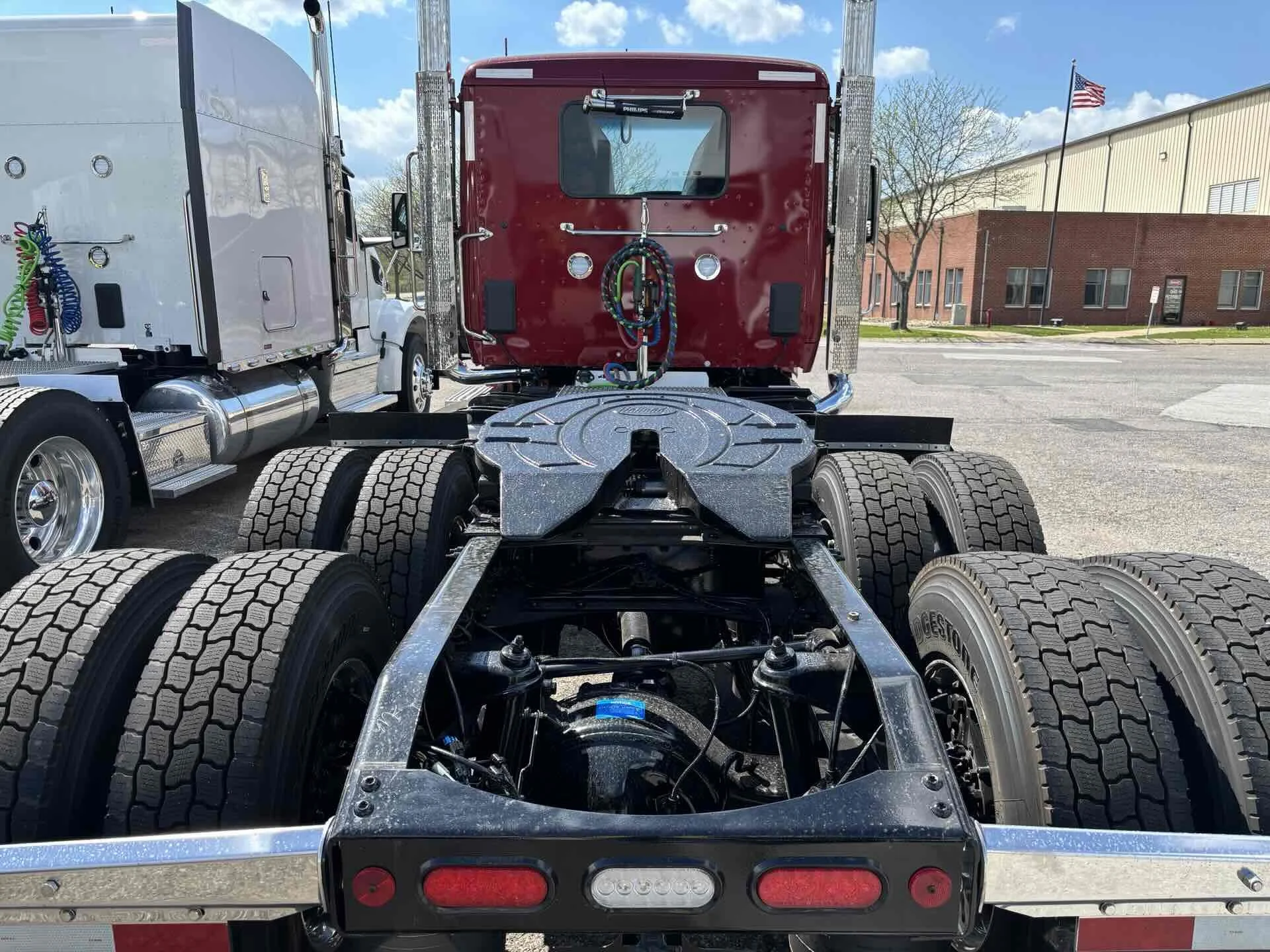 2027 Peterbilt 567 in Zanesville, OH — photo 5
