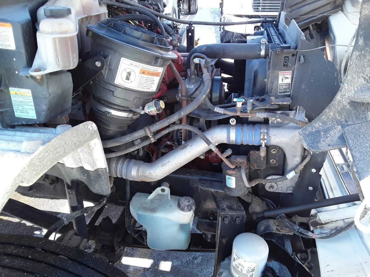 2019 Freightliner M2 106 - image 11