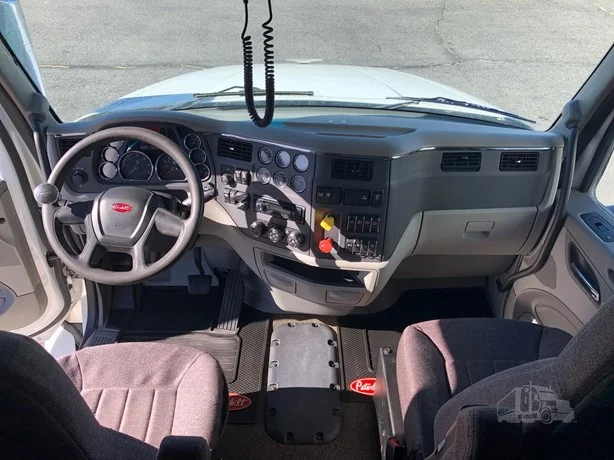 2021 Peterbilt 567 in MS — photo 5
