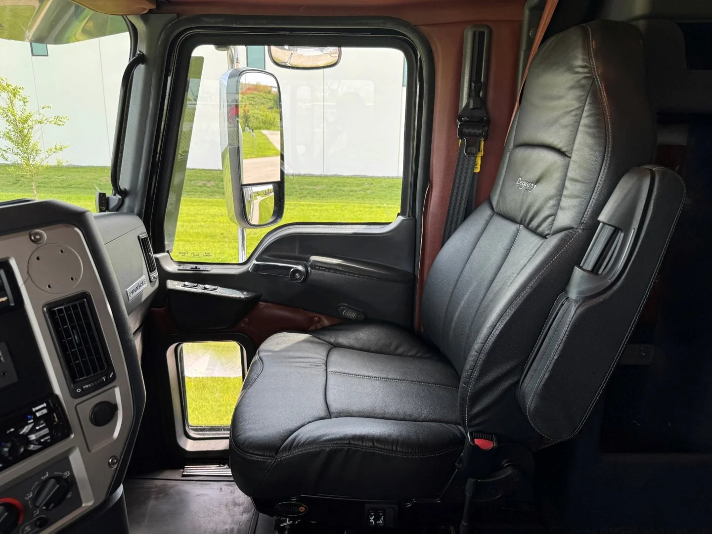 2014 Mack in Ankeny, IA — photo 16