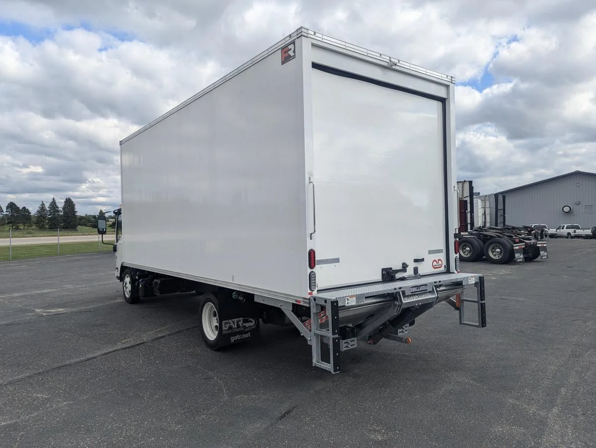 2024 Hino in Sauk Rapids, MN — photo 3