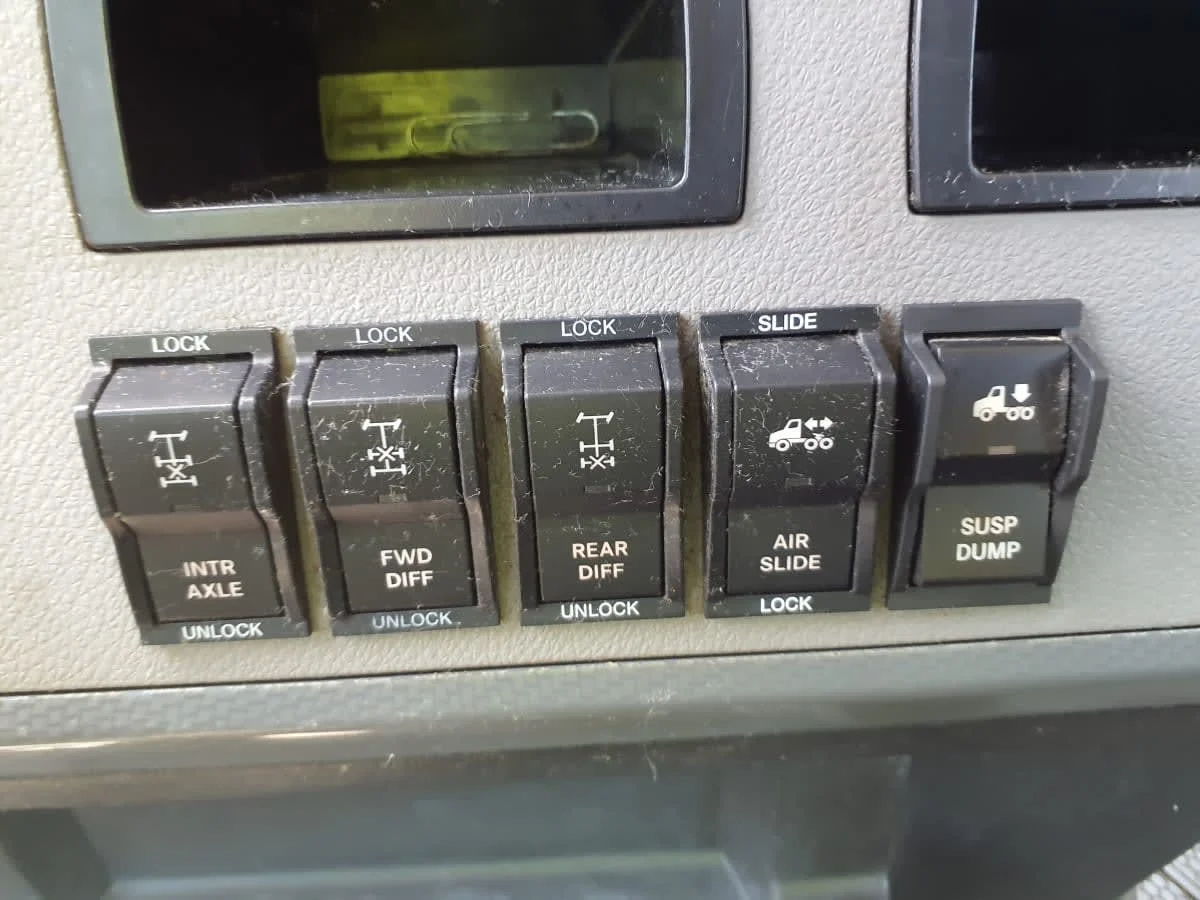 2020 Freightliner Cascadia in Wayland, MI — photo 10
