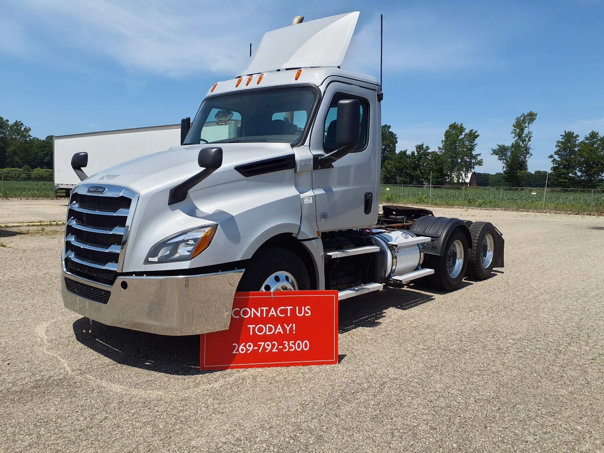 2020 Freightliner Cascadia