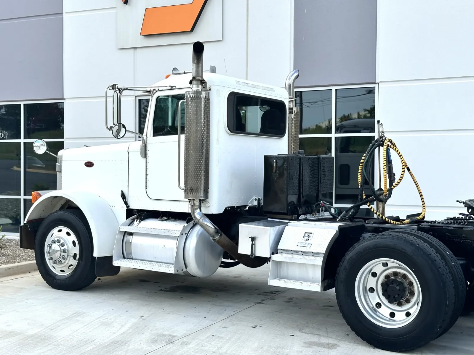 2006 Peterbilt 379 in Greer, SC — photo 8