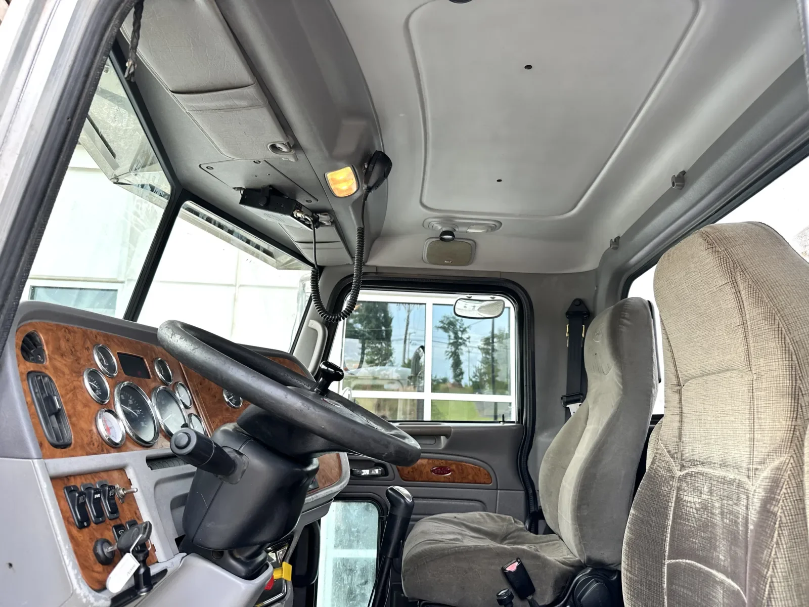 2006 Peterbilt 379 in Greer, SC — photo 14