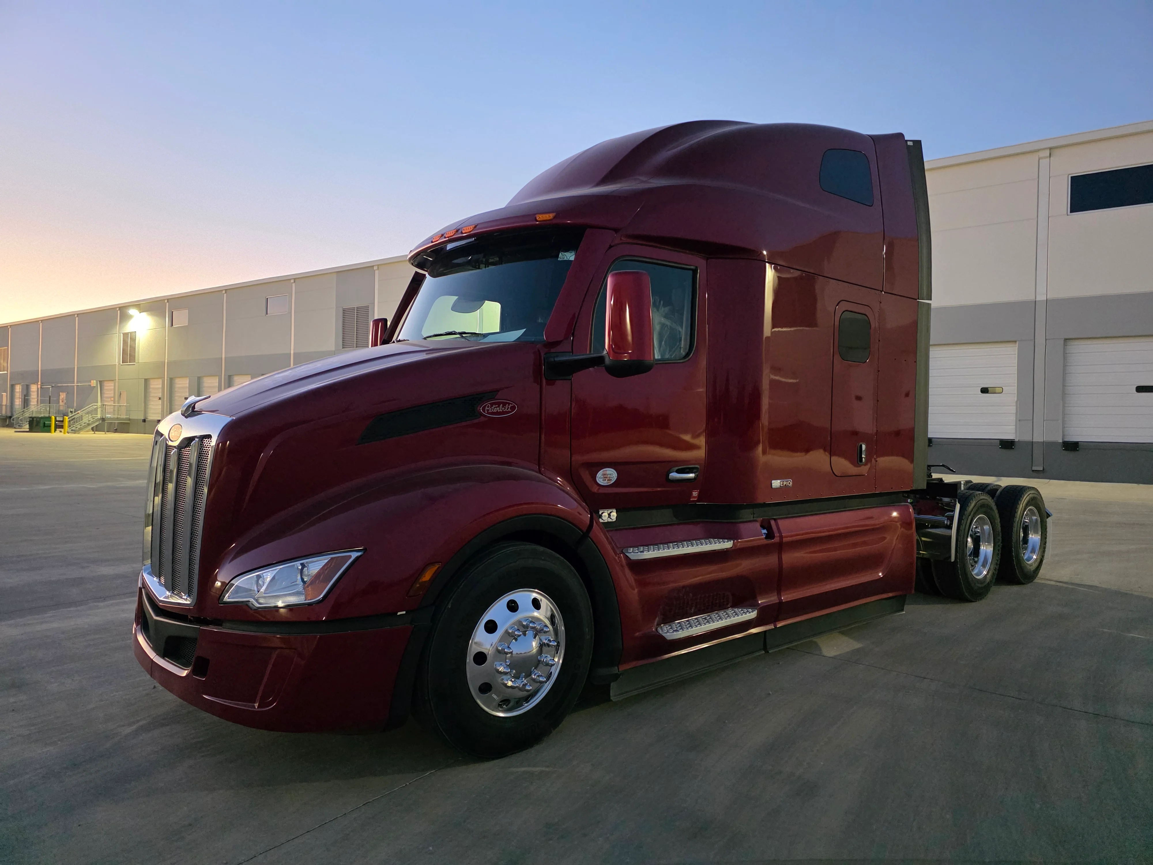 2027 Peterbilt 579 in Evansville, IN