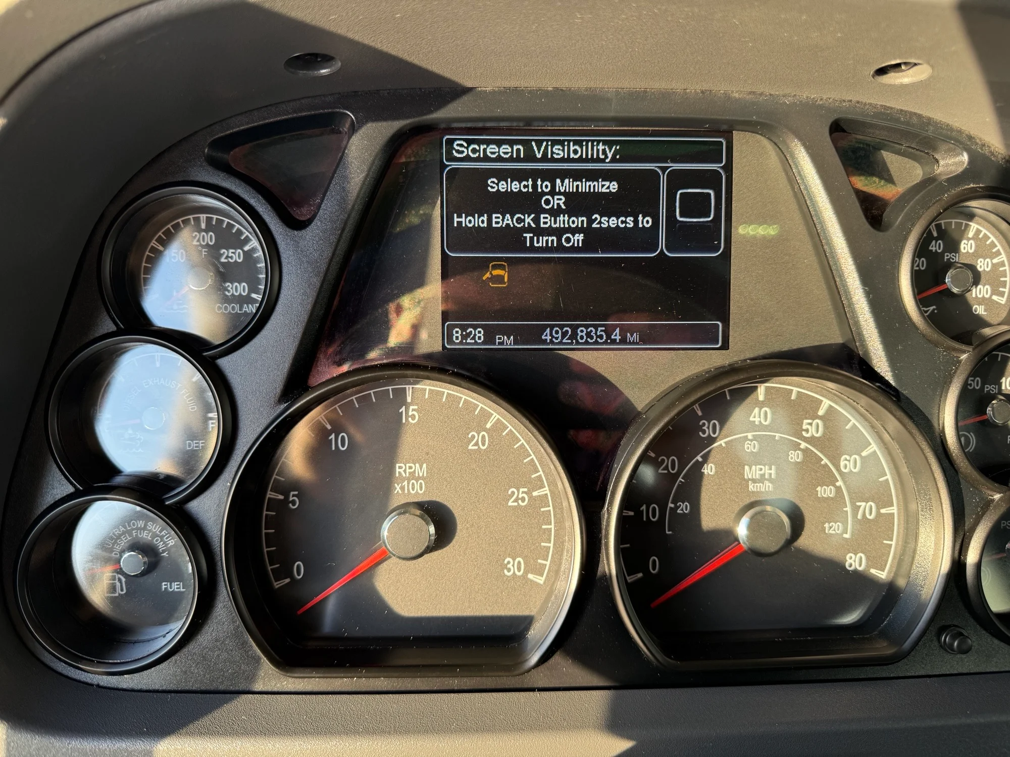 2021 Peterbilt 579 - image 11