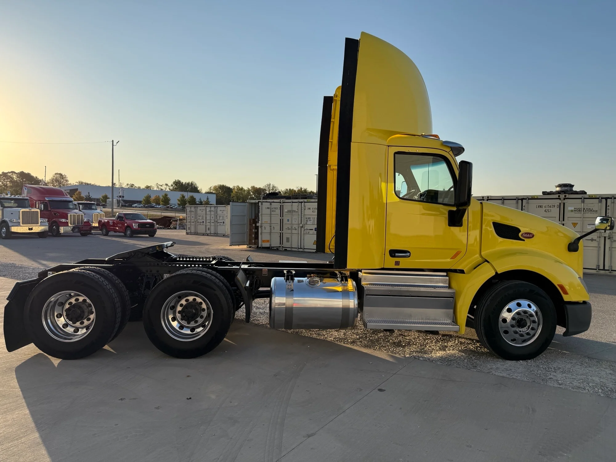 2021 Peterbilt 579 - image 6