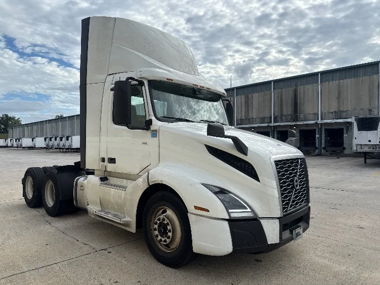 2020 Volvo VNL 300 in Bessemer, AL