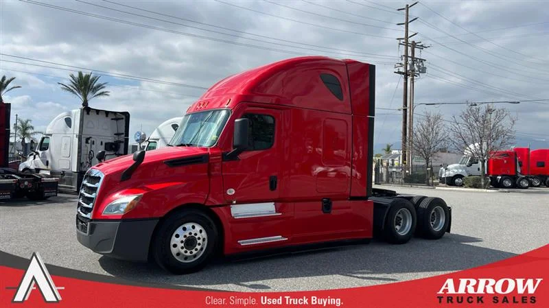 2022 Freightliner Cascadia in Fontana, CA