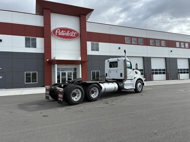 2024 Peterbilt 567 - image 3