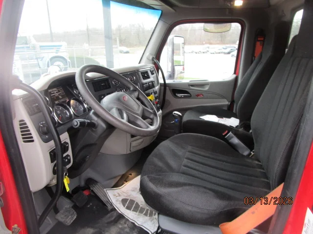 2018 Peterbilt 567 in Butler, PA — photo 10