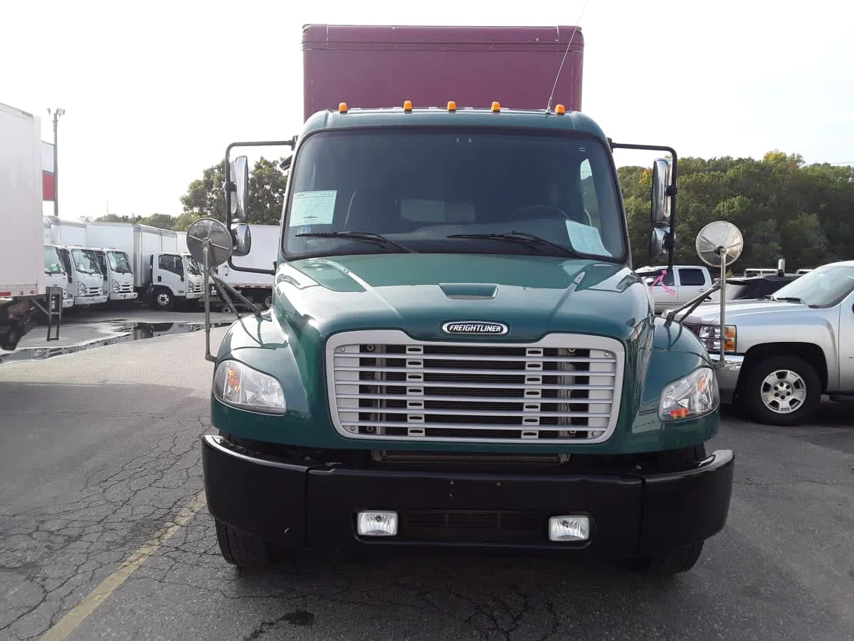 2016 Freightliner M2 106 - image 2