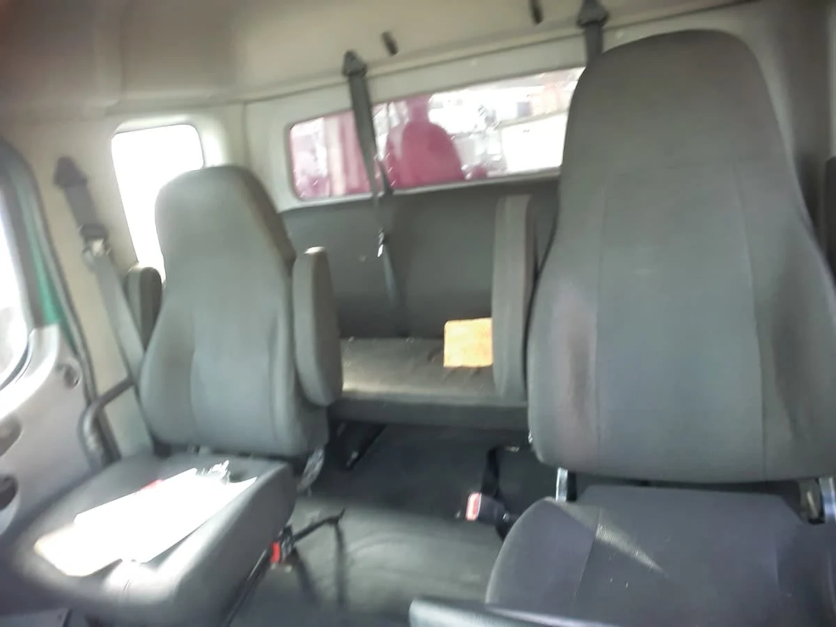 2016 Freightliner M2 106 - image 10