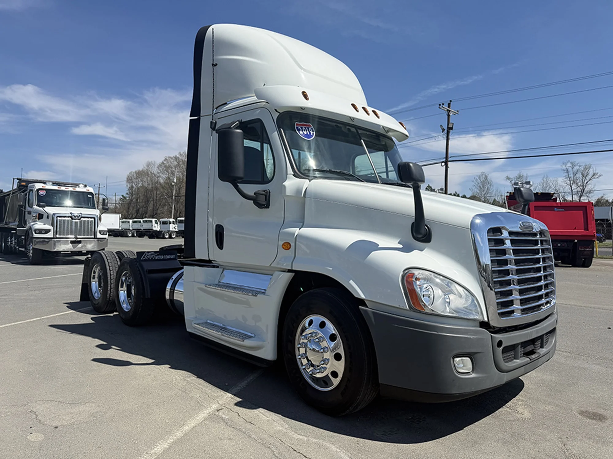 2019 Freightliner Cascadia — photo 2