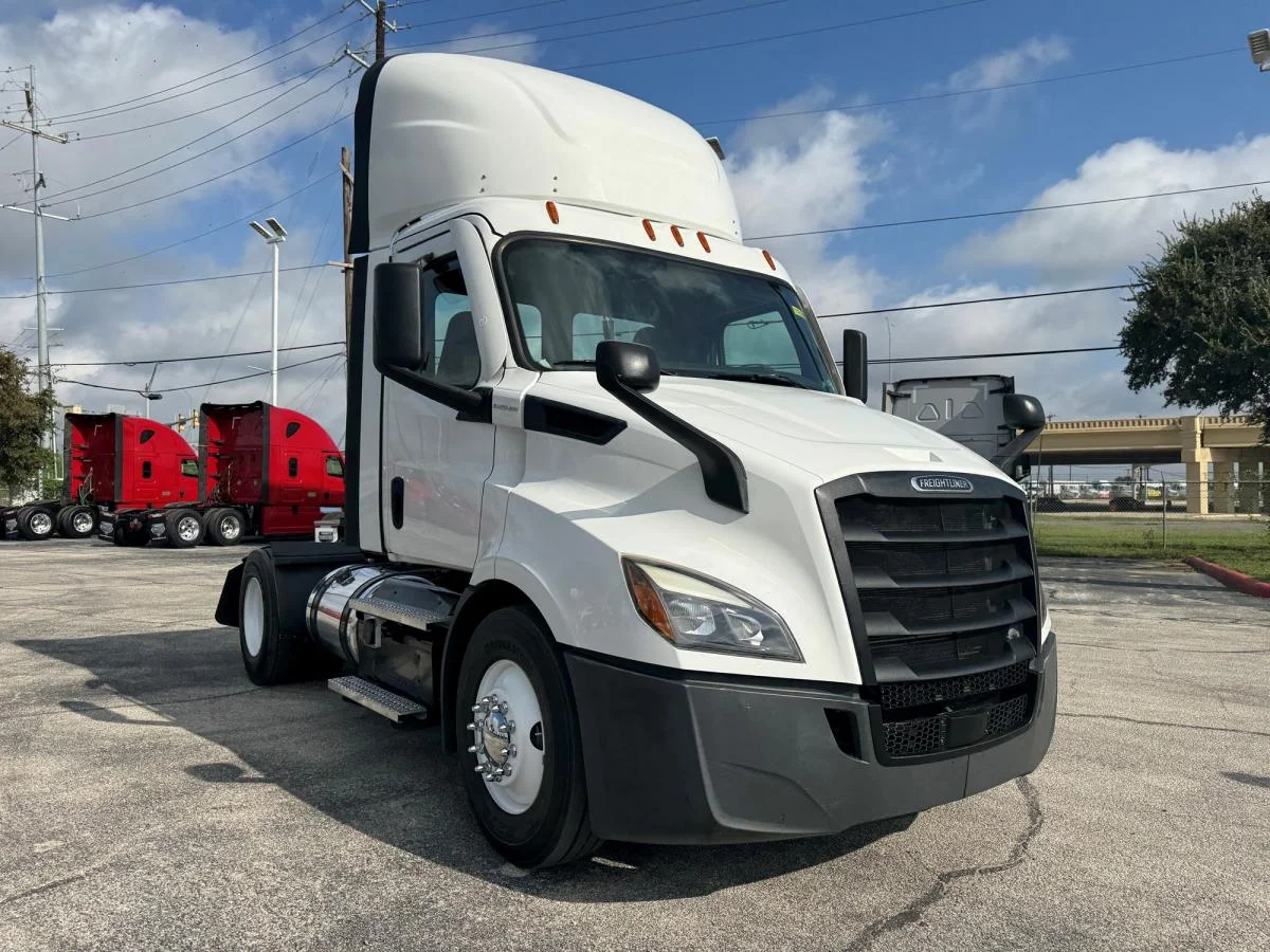2022 Freightliner Cascadia