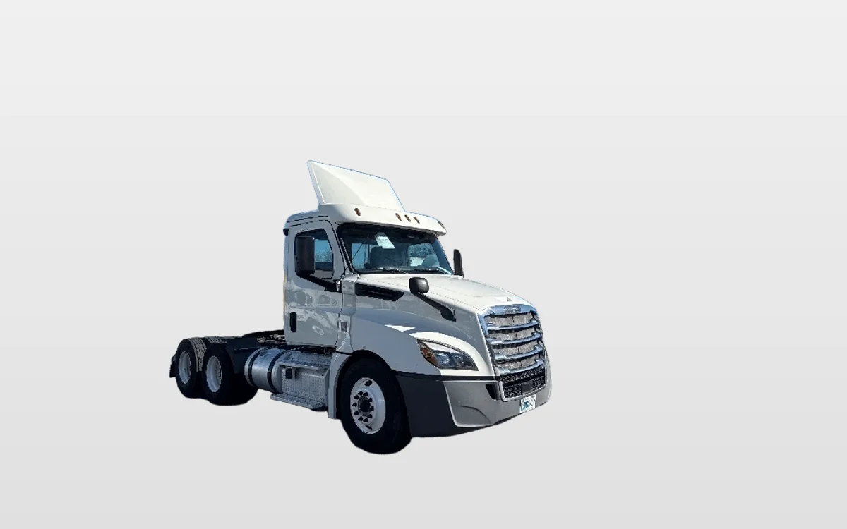 2019 Freightliner - image 1