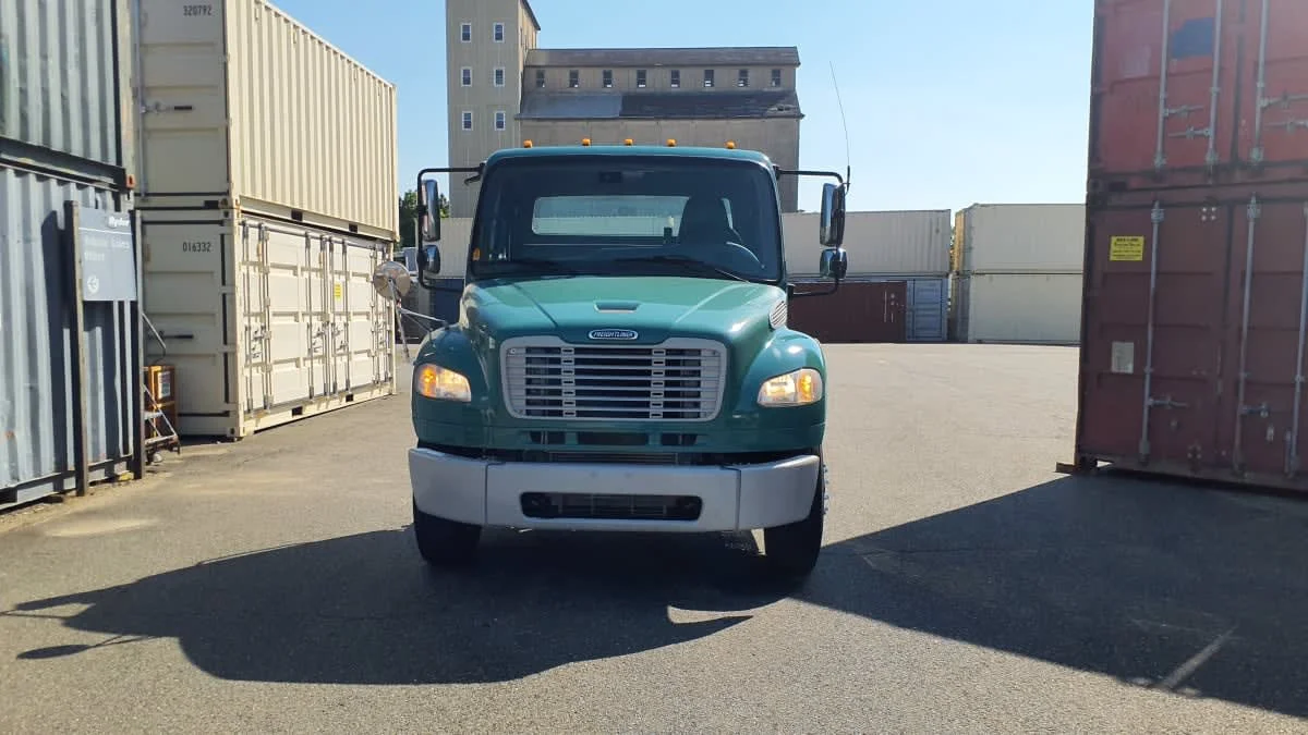 2021 Freightliner M2 106 in Springfield, MA — photo 2