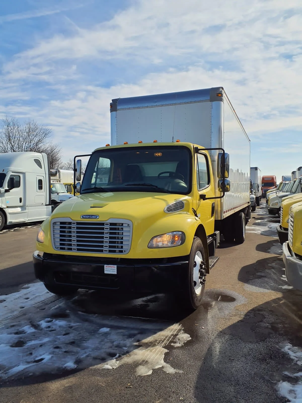 2016 Freightliner M2 106 in Bolingbrook, IL