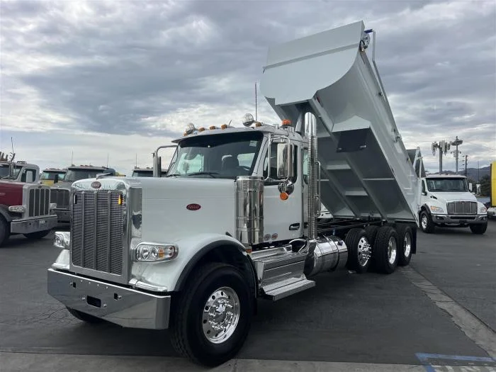 2027 Peterbilt 589 in Sylmar, CA — photo 32
