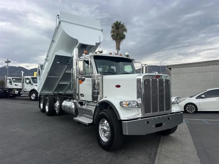 2027 Peterbilt 589 in Sylmar, CA — photo 33