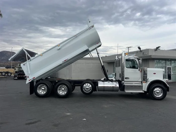 2027 Peterbilt 589 in Sylmar, CA — photo 34
