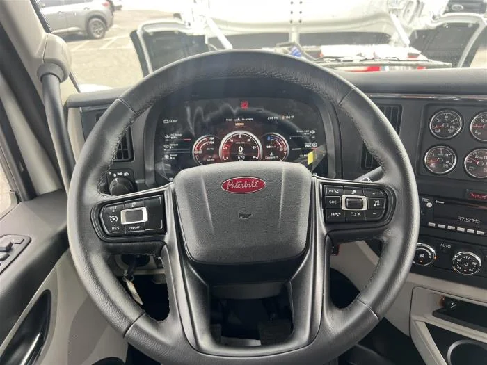 2027 Peterbilt 589 in Sylmar, CA — photo 30