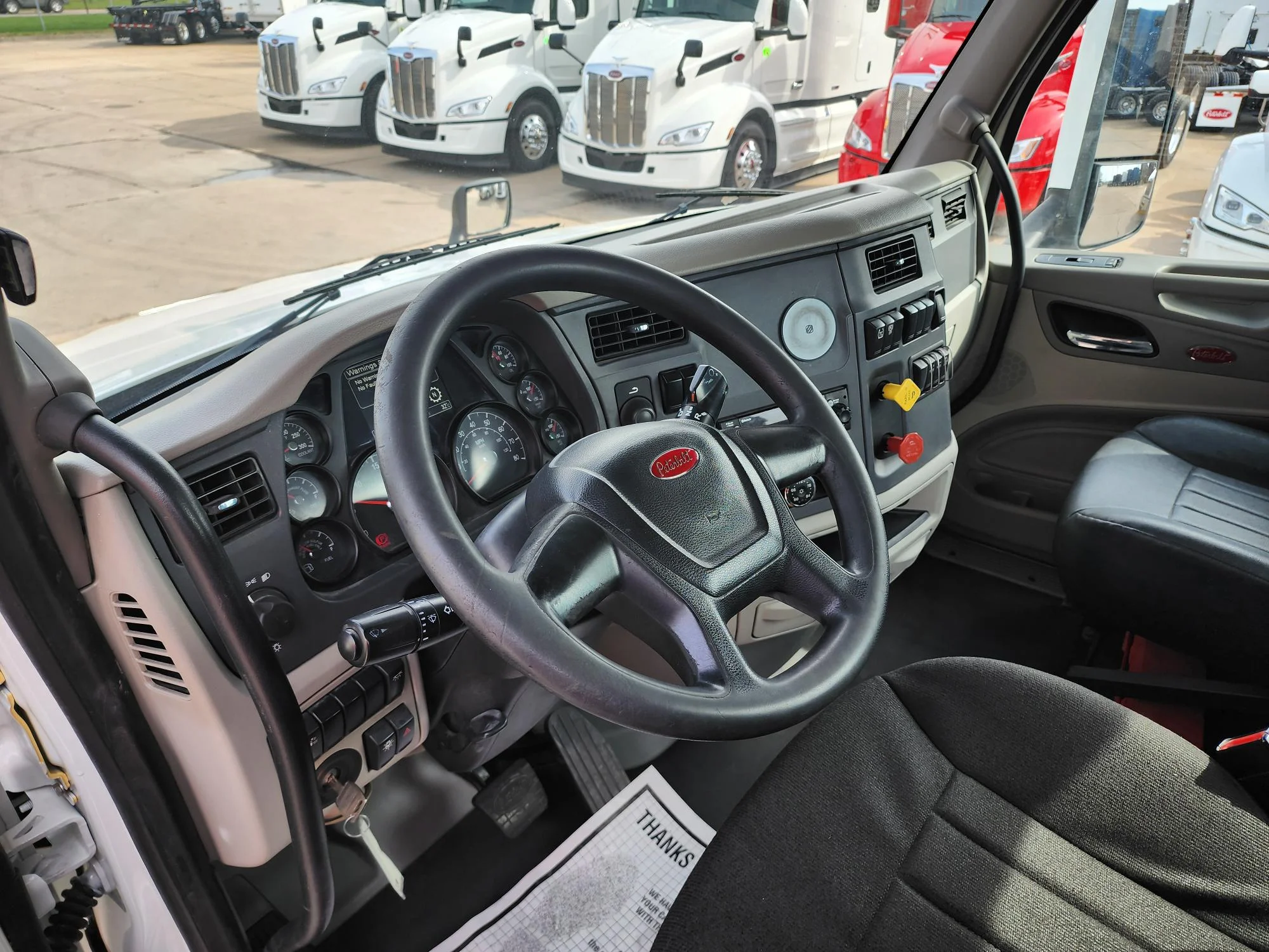 2021 Peterbilt 579 - image 8