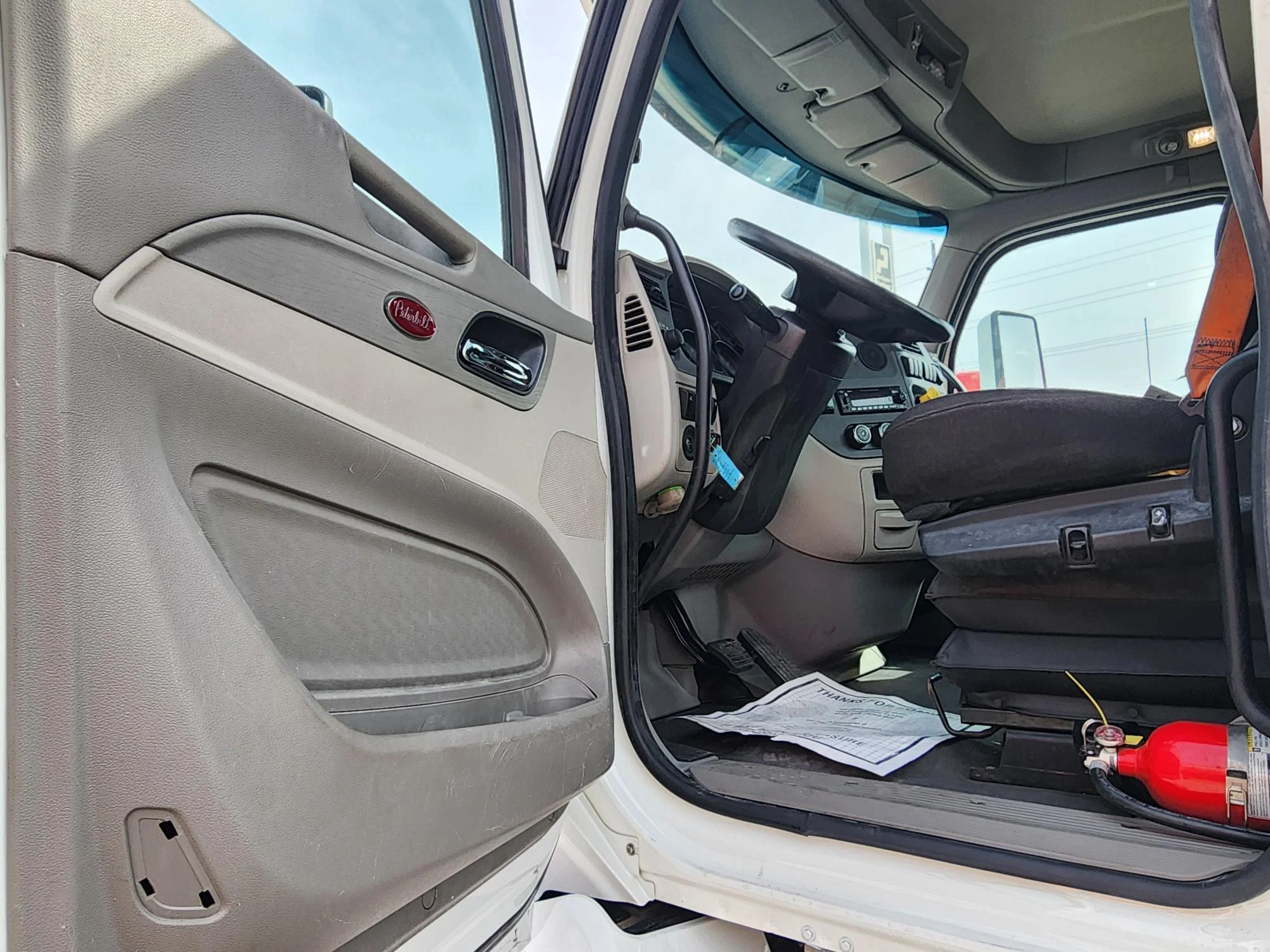 2021 Peterbilt 579 - image 6