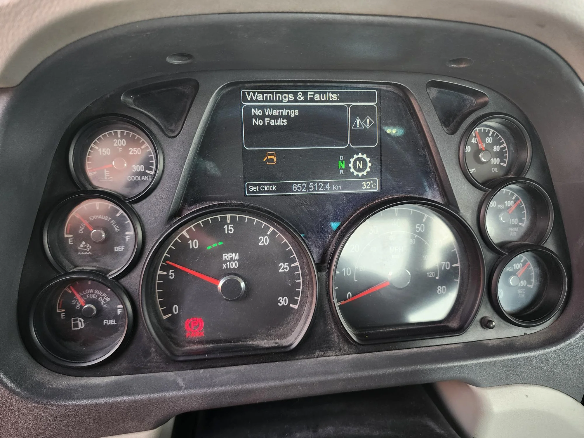 2021 Peterbilt 579 - image 7